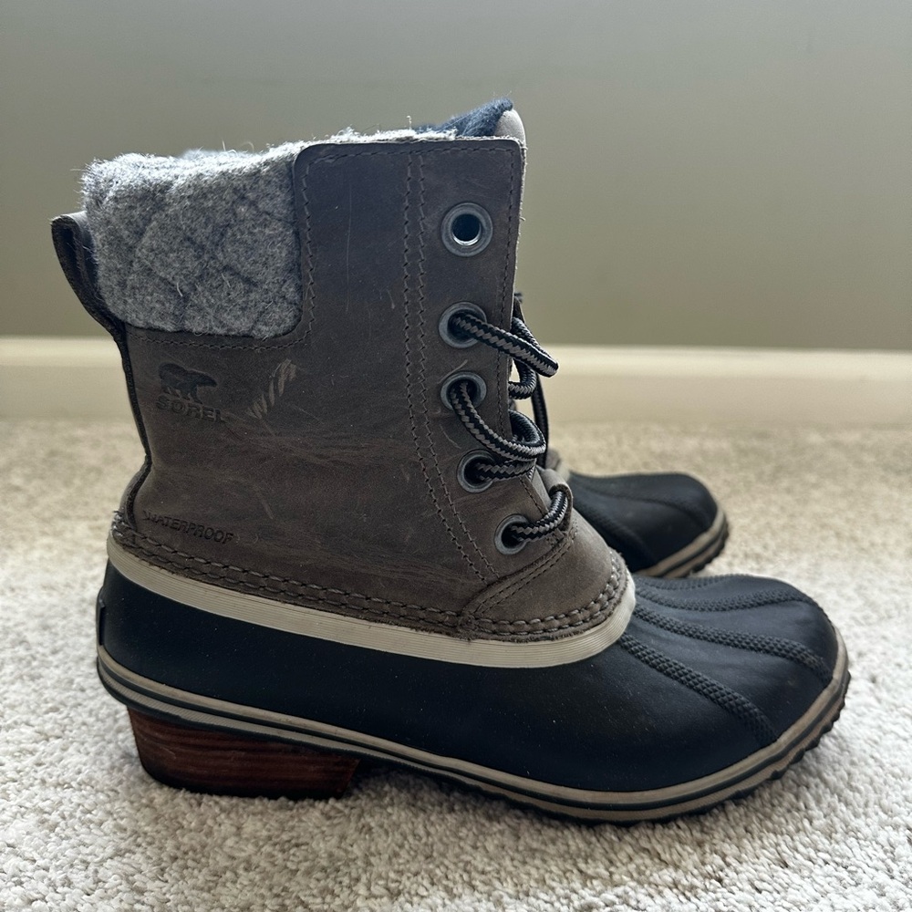 Sorel Black and Brown Winter Boots